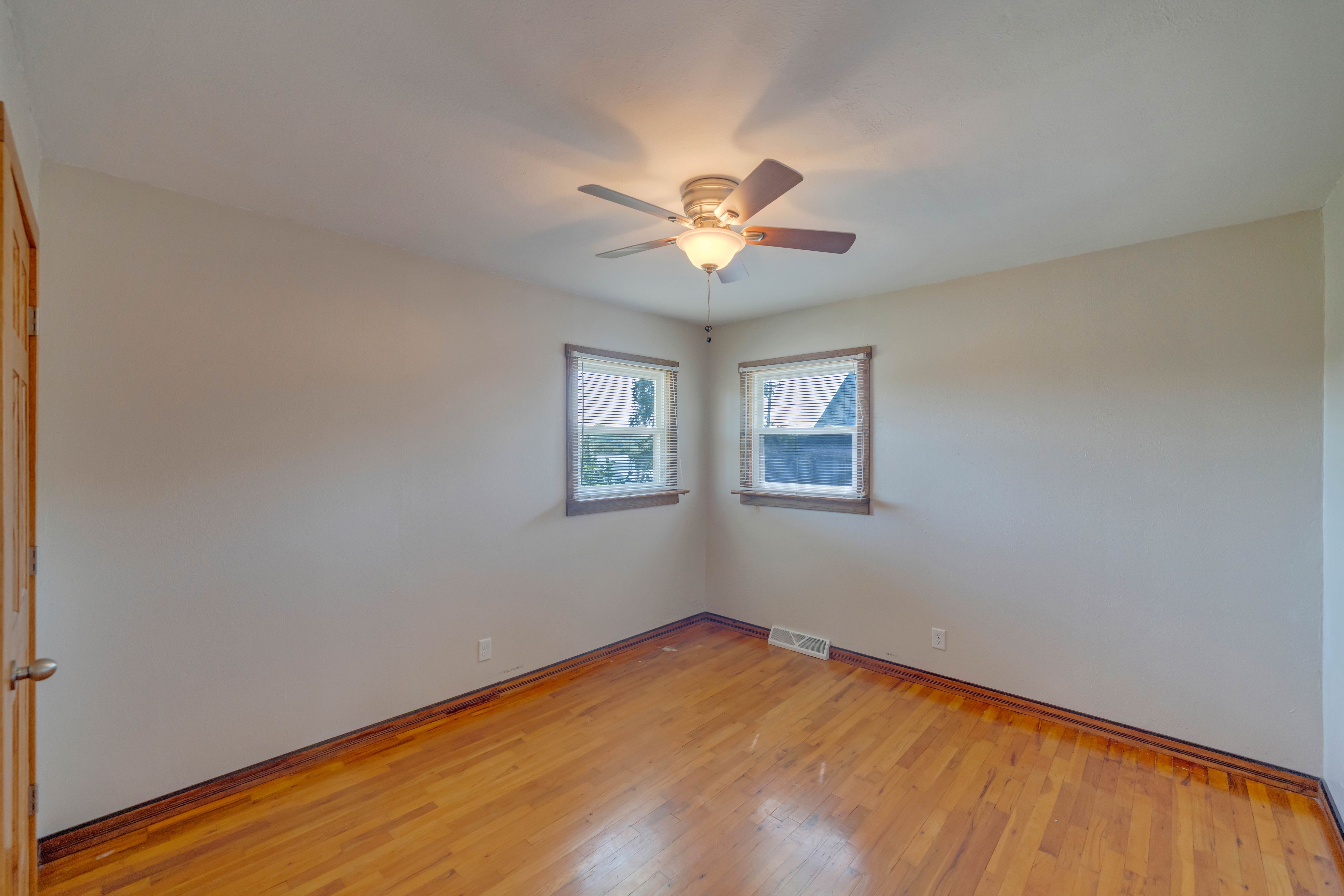 Listing Photo: 320 Burlington Ave, Martensdale, IA 50160 (24 of 34)